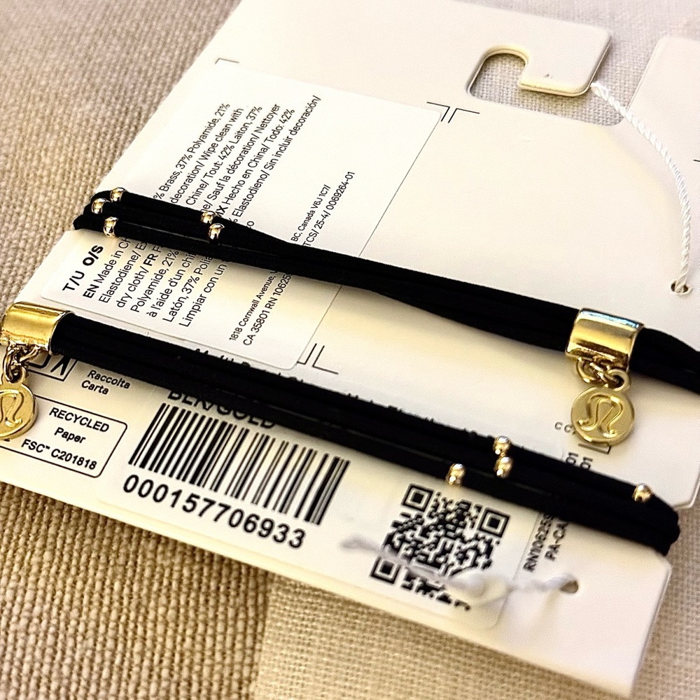 NWT/ lululemon 🍋  Black Charm Hair Elastics - Picture 4 of 4